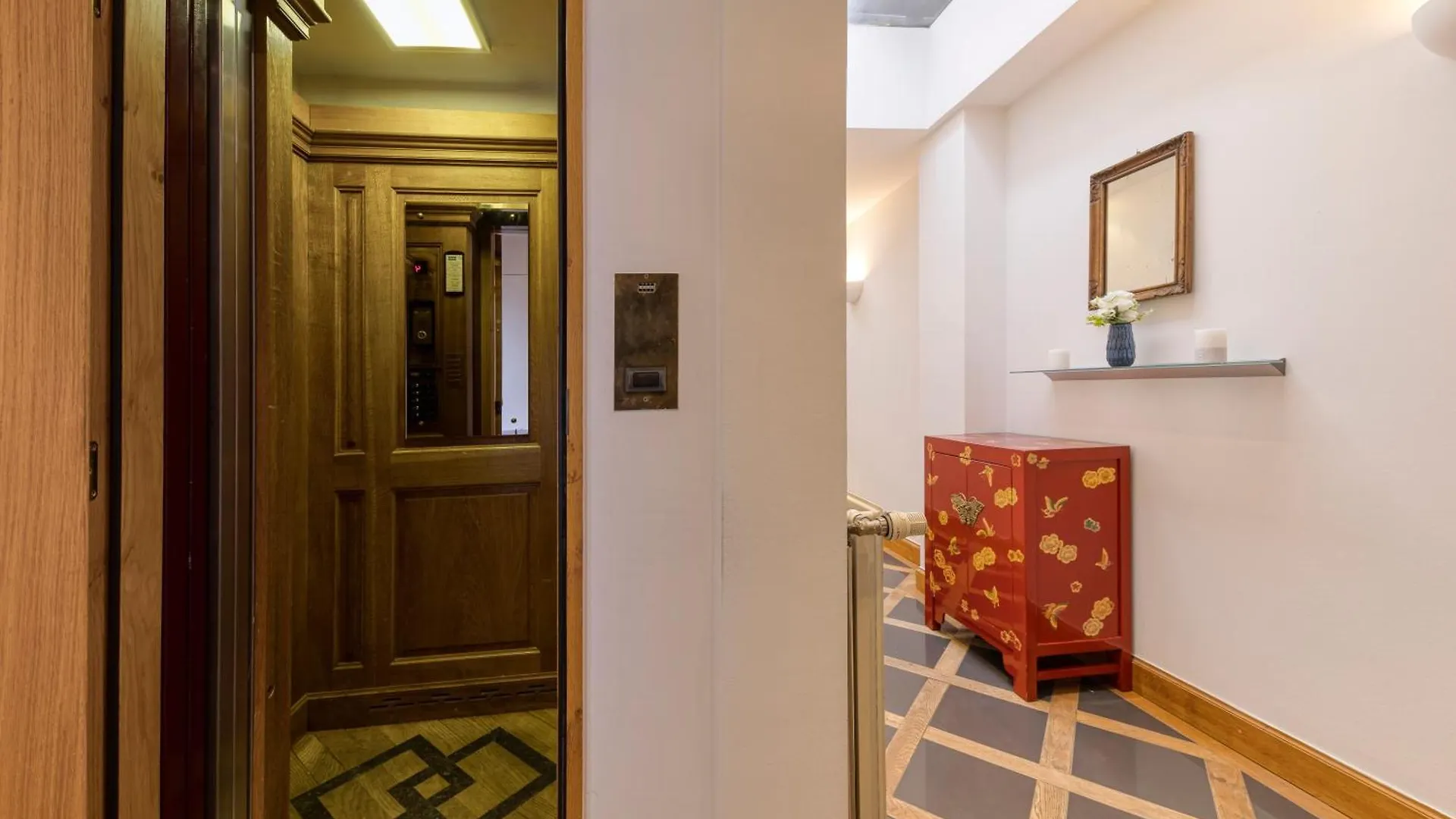 Chic Penthouse Grand-Place Brussels