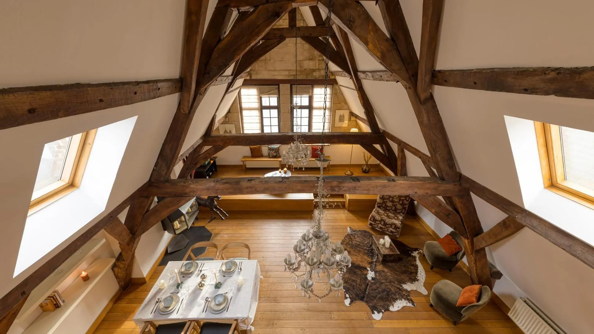 Chic Penthouse Grand-Place Brussels Apartment